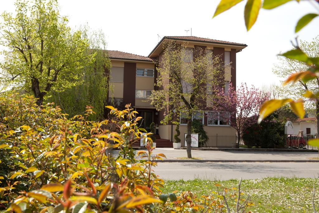 Hotel Mini Palace - Country House Molinella Bagian luar foto