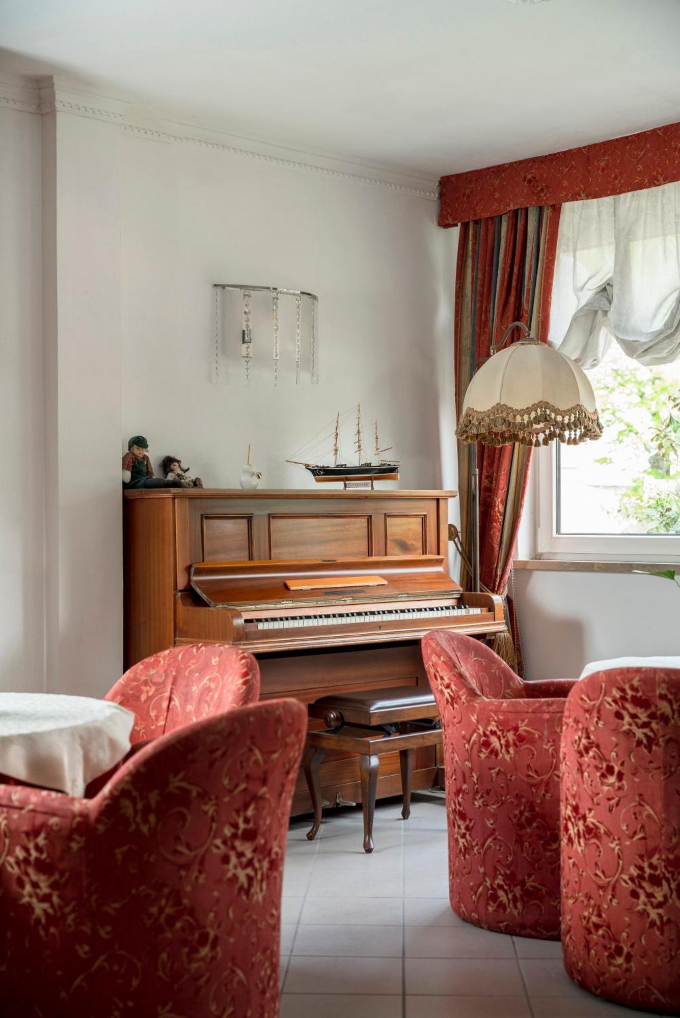 Hotel Mini Palace - Country House Molinella Bagian luar foto