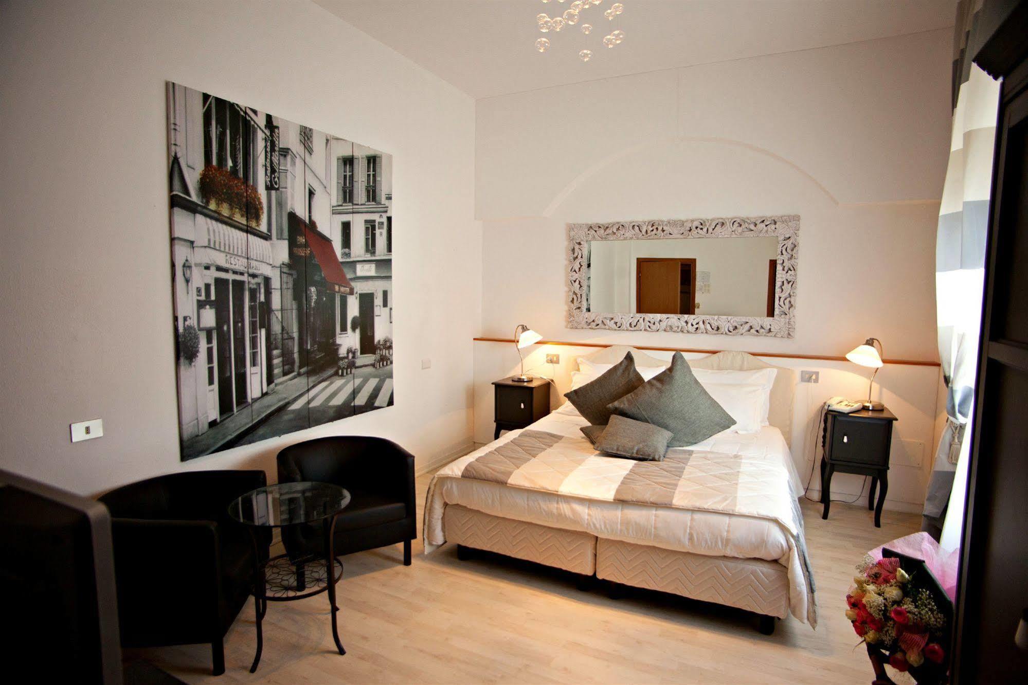 Hotel Mini Palace - Country House Molinella Bagian luar foto