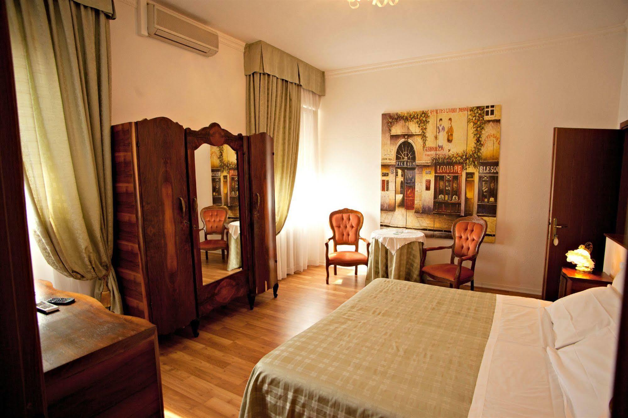 Hotel Mini Palace - Country House Molinella Bagian luar foto