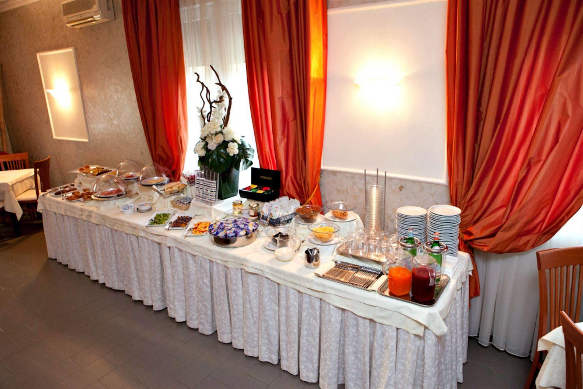 Hotel Mini Palace - Country House Molinella Bagian luar foto