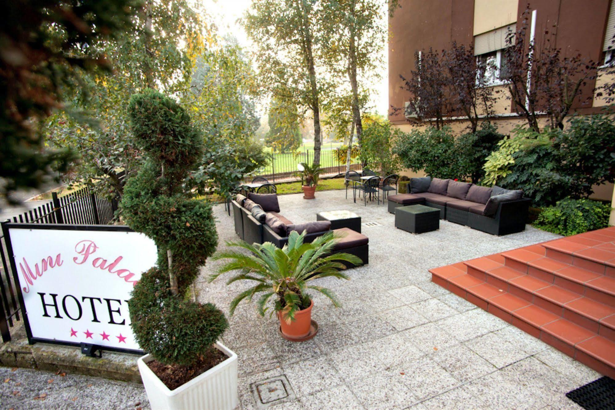 Hotel Mini Palace - Country House Molinella Bagian luar foto